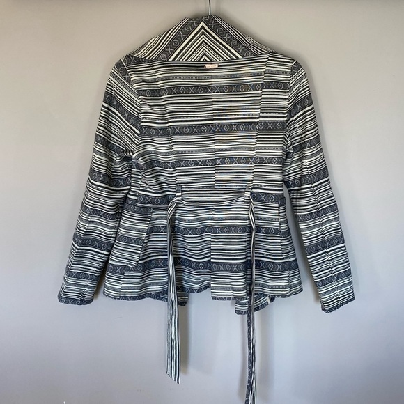 MIA Melon Wrap Short Trench Jacket. Aztec Print - Picture 4 of 13